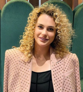 Aryna Sabalenka - Bio, Net Worth, Boyfriend, Family, Age, Facts, Wiki